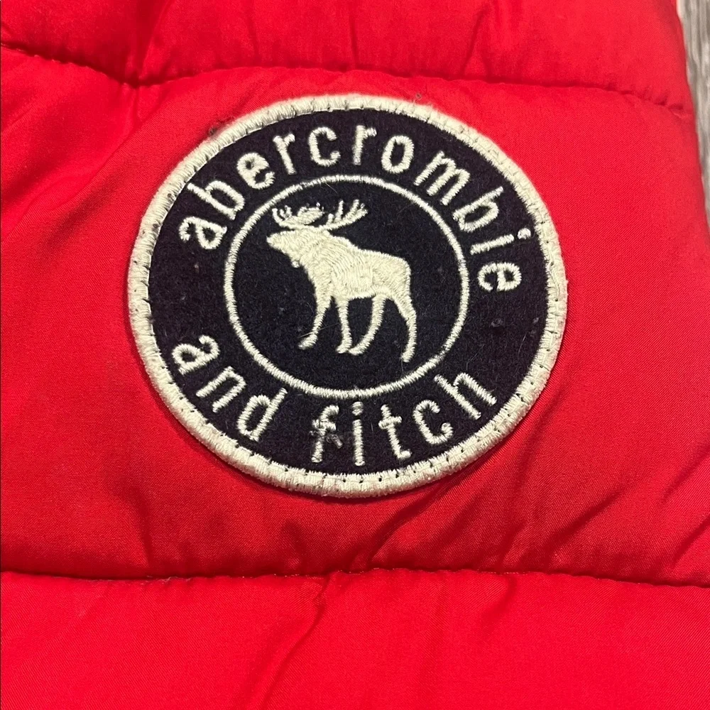 Abercrombie & fitch KidsRed Padded Kids vest Size small - Picture 2 of 7